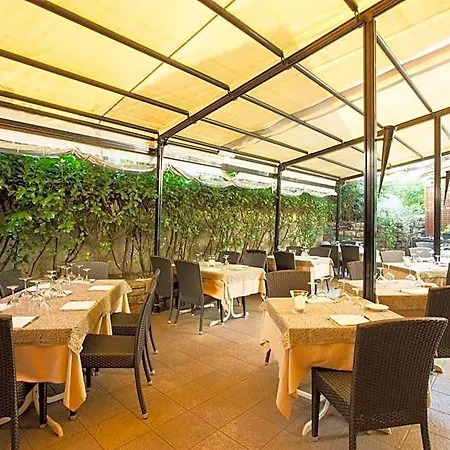 Giardino Черноббио