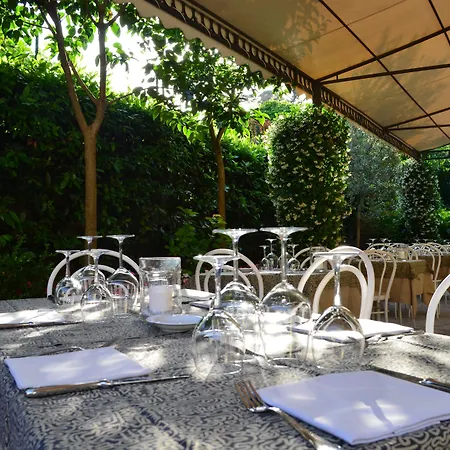 Giardino Отель Черноббио