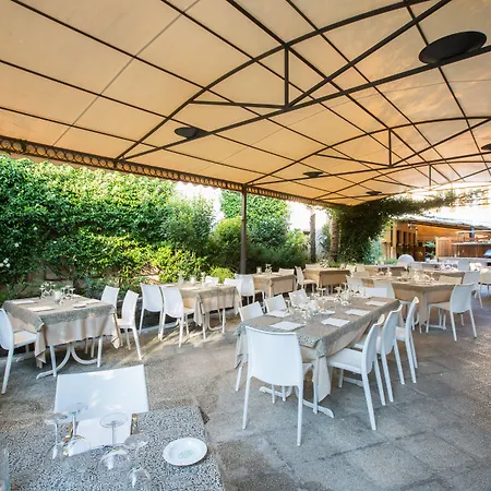 Giardino Отель Черноббио