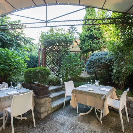 Giardino Отель